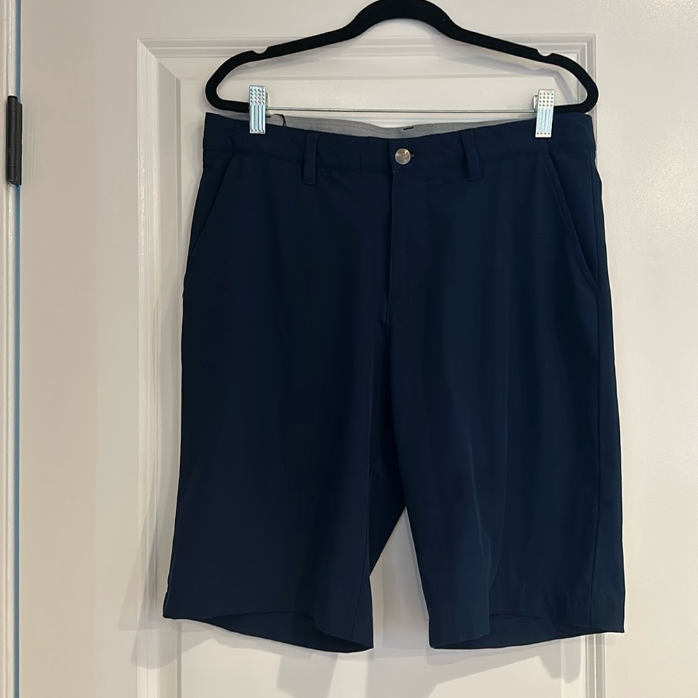 EUC men’s dry fit adidas golf shorts